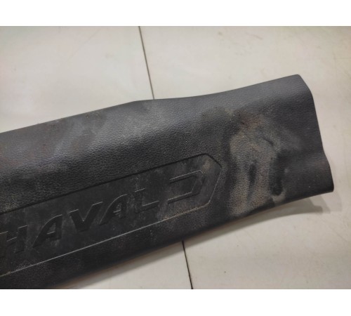 Накладка порога (задняя, левая)