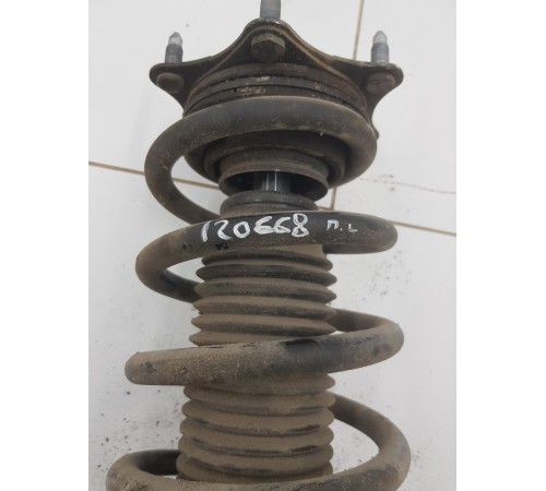 Амортизатор подвески передний левый в сборе