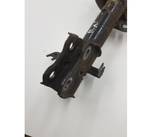 Амортизатор подвески передний левый в сборе