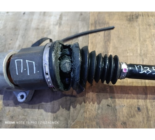 Привод полуось передний правый