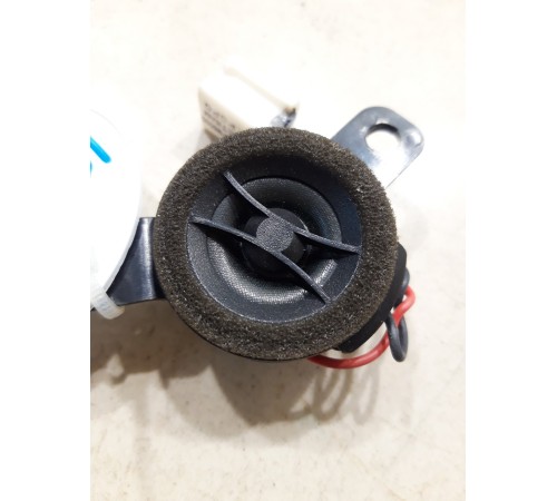 Динамик двери высокочастотный передний левый