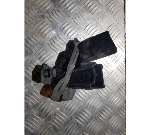 Ответная часть ремня безопасности задн.