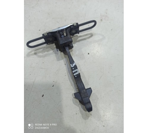 Ограничитель двери(задний правый)