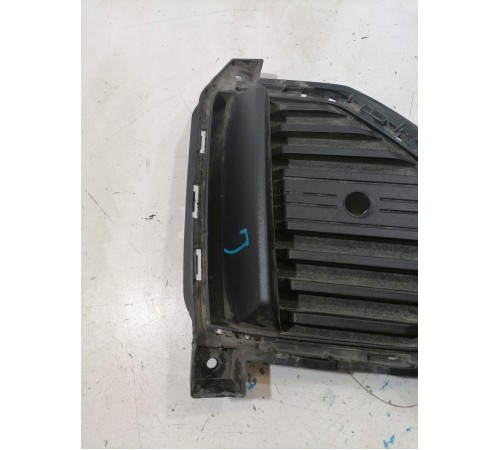 Накладка переднего бампера левая