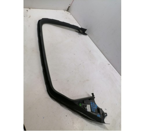 Накладка рамки двери задняя правая