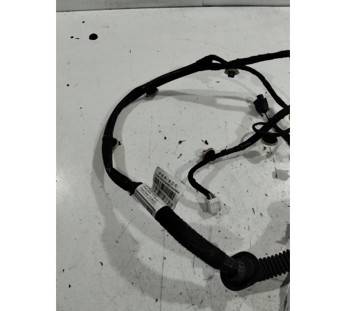 Электропроводка двери (задняя правая)