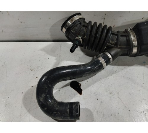 Патрубок интеркулера