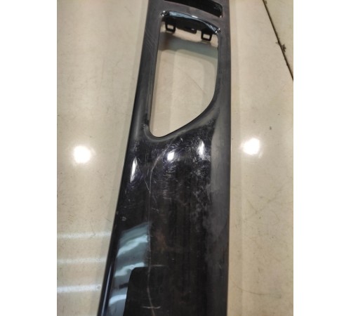 Накладка обшивики двери (с подсветкой) (передняя, правая)