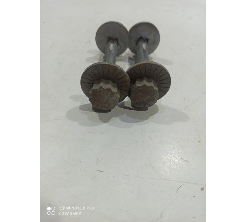 Болт регулировачный задний 2 шт