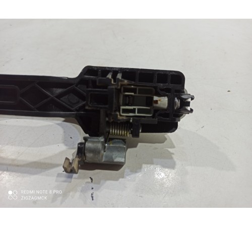 Ручка двери (задняя левая внешняя)