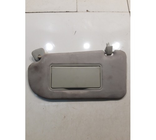 Солнцезащитный козырек(левый)