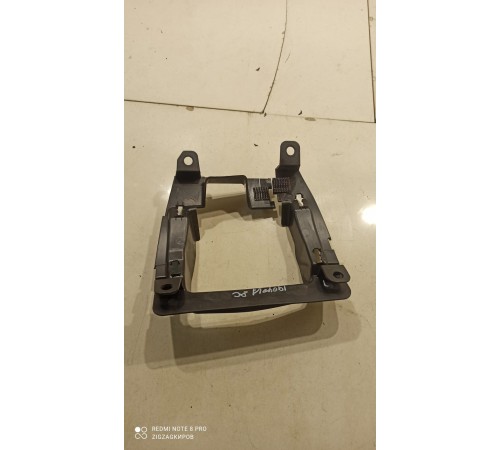 Рамка перчаточного отсека