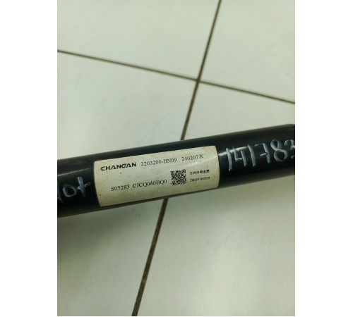 Привод полуось передний правый