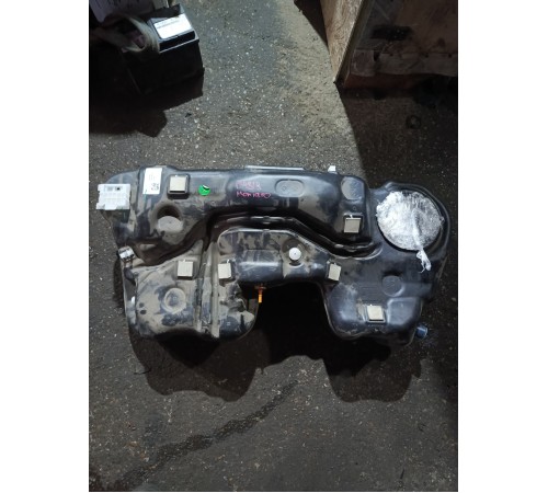 Бак топливный