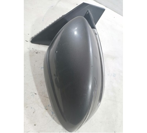 Зеркало правое 