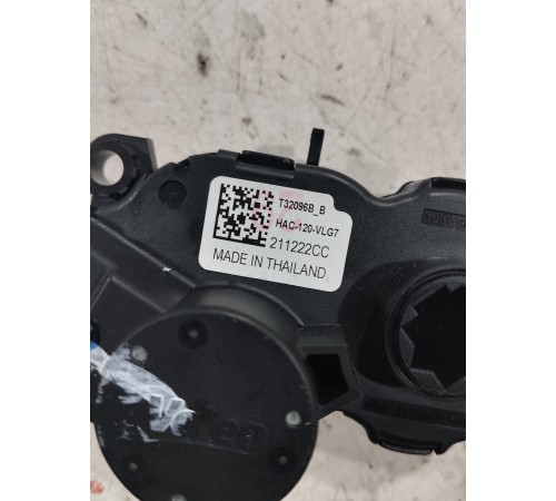 Моторчик привода заслонок отопителя