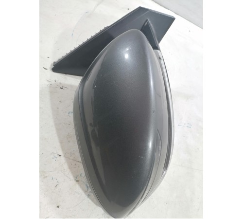 Зеркало правое 