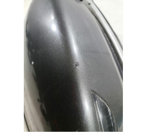 Зеркало правое 