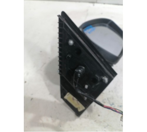 Зеркало правое 