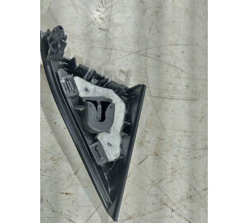 Накладка (угол) двери передняя правая