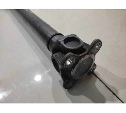 Карданный вал (передний)