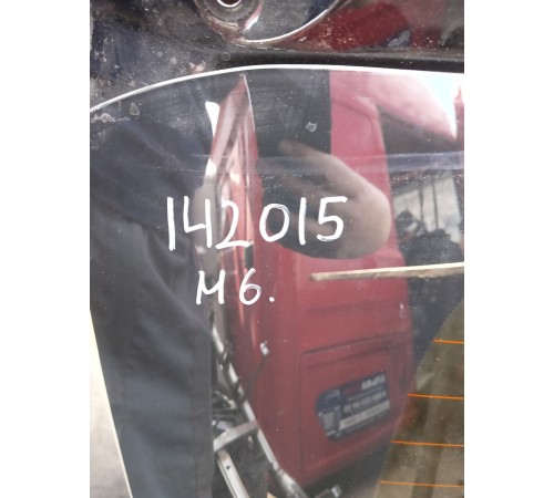 Дверь багажника со стеклом