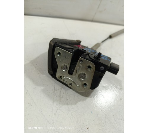 Замок двери задний левый