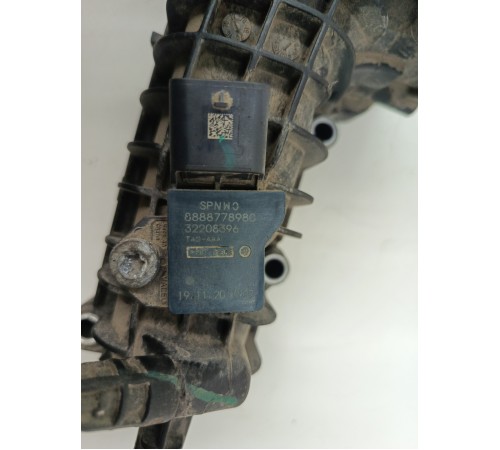 Коллектор впускной