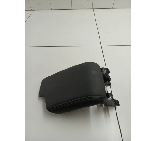 Подлокотник