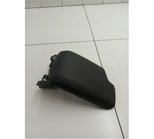 Подлокотник