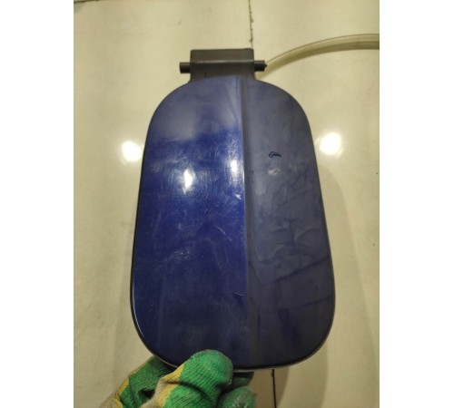 Лючок топливного бака