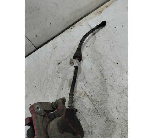 Суппорт передний левый