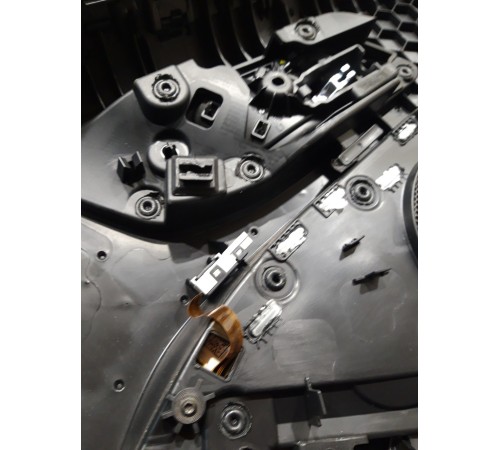 Обшивка двери (задняя левая)