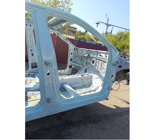 Порог со стойкой правый