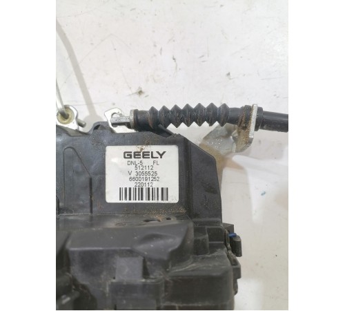 Замок двери передний левый