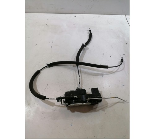 Замок двери передний левый