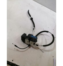 Замок двери передний левый