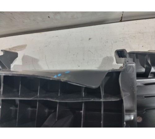 Кронштейн(крепление) балки электрошторки левый