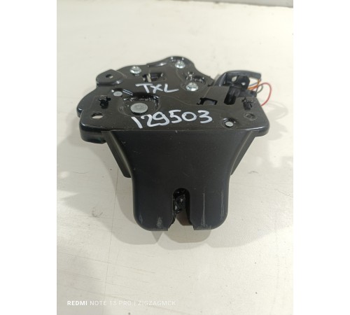 Замок двери крышки багажника