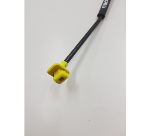 Держатель капота