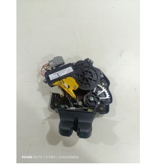 Замок двери крышки багажника