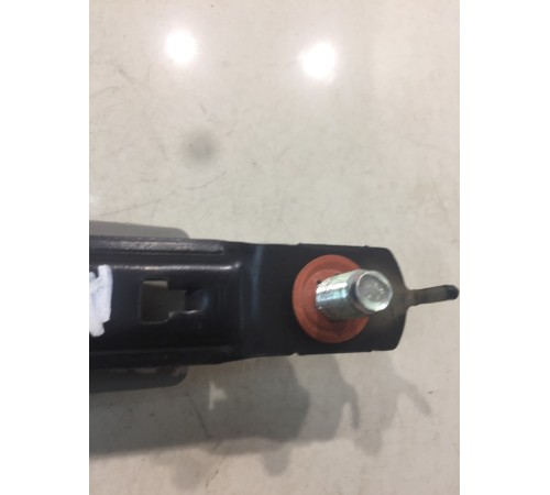 Кронштейн ремня безопасности(левый)