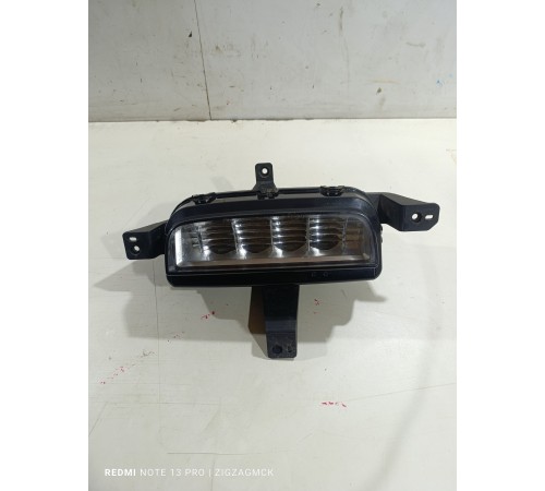 Фара противотуманная левая 