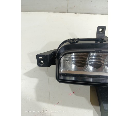 Фара противотуманная левая 
