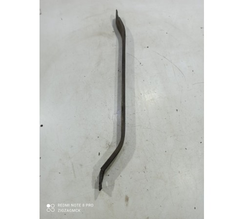 Крепление топливного бака правое