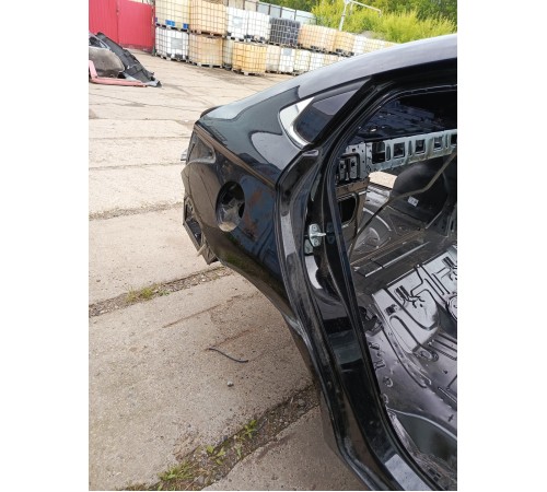 Крыло заднее правое