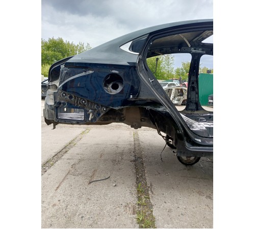 Крыло заднее правое