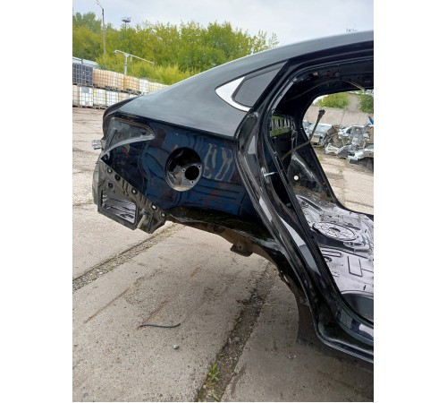 Крыло заднее правое