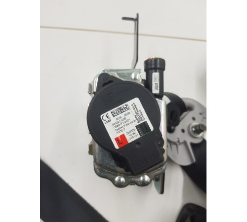 Ремень безопасности передний левый