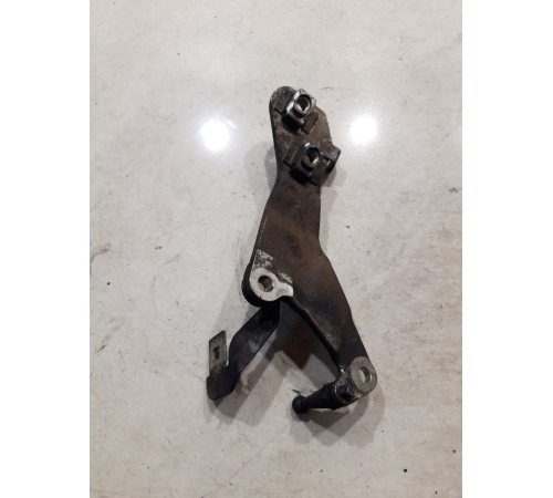 Кронштейн(крепление) выпускного коллектора